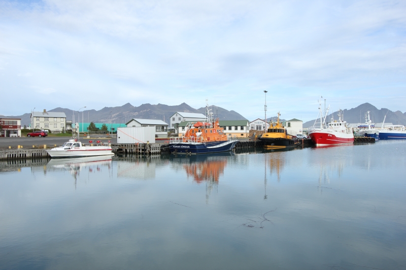 Hofn harbour (dig)-Iceland