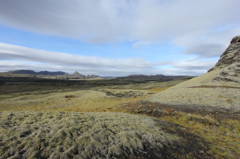 Lakagigar %22Laki%22 moss covered (dig)-Iceland