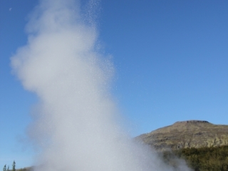Geysir plume settling (dig)-Iceland