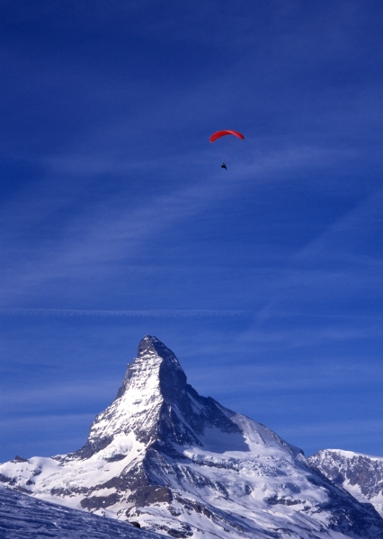 Matterhorn & hang-glider
